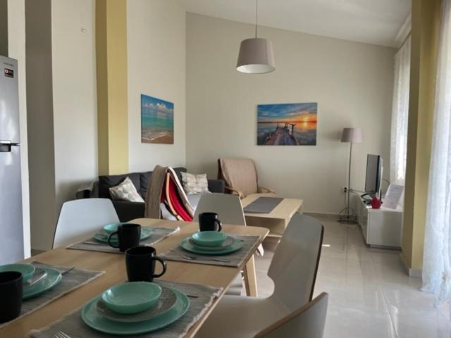 Polychrono Apartments מראה חיצוני תמונה