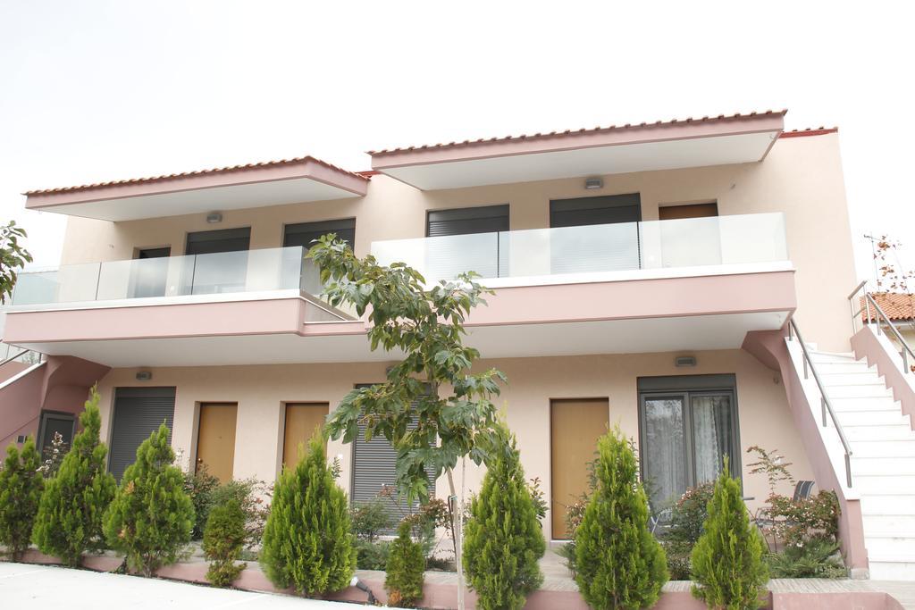Polychrono Apartments מראה חיצוני תמונה