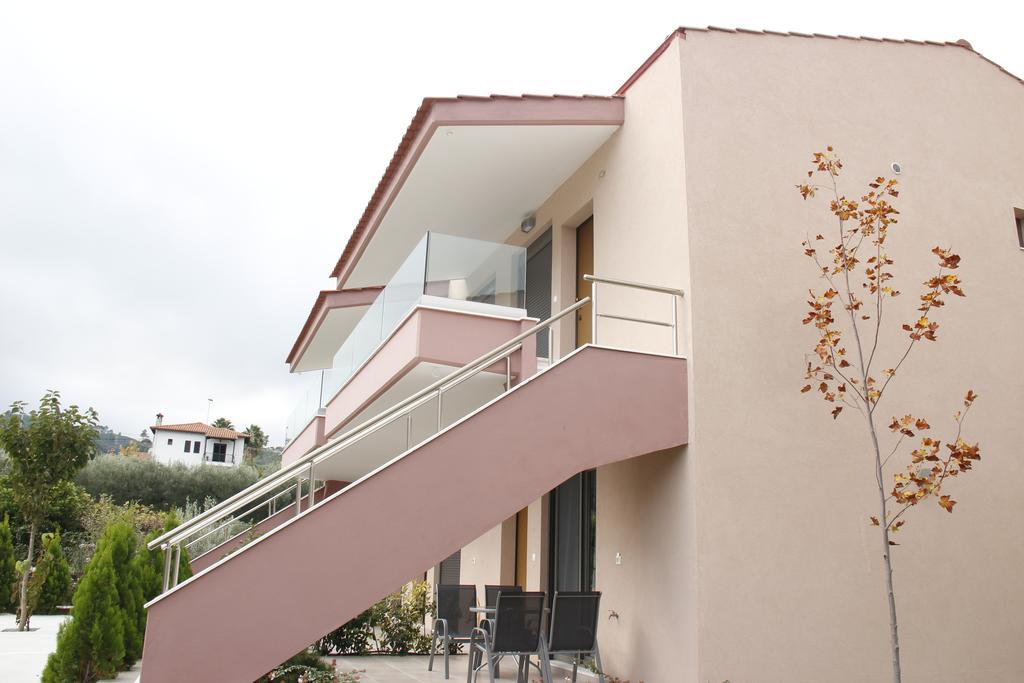 Polychrono Apartments מראה חיצוני תמונה
