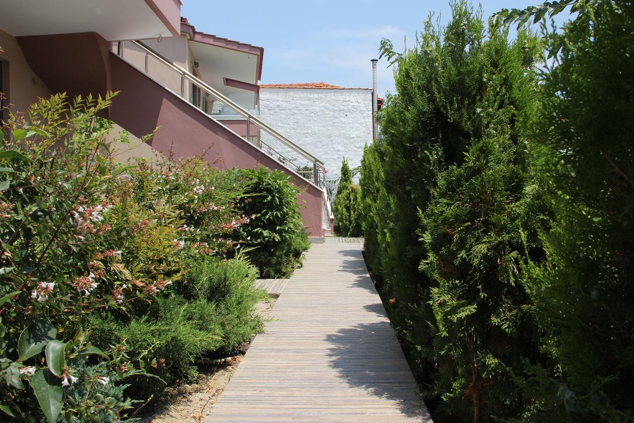 Polychrono Apartments מראה חיצוני תמונה