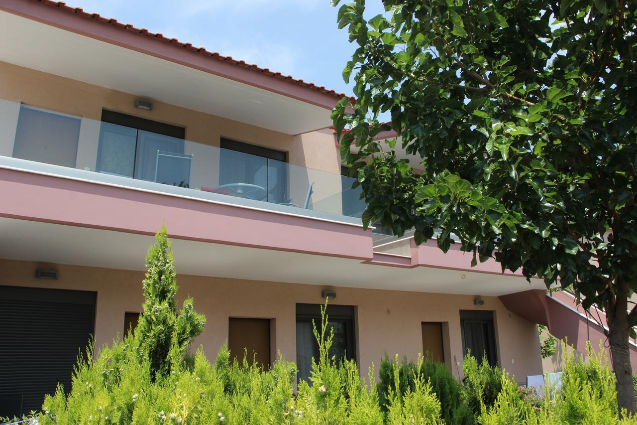 Polychrono Apartments מראה חיצוני תמונה