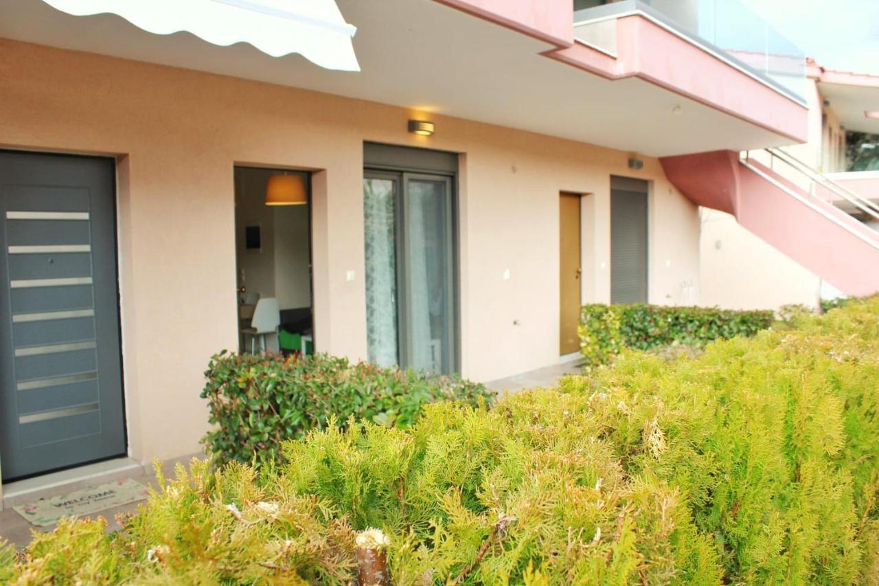 Polychrono Apartments מראה חיצוני תמונה