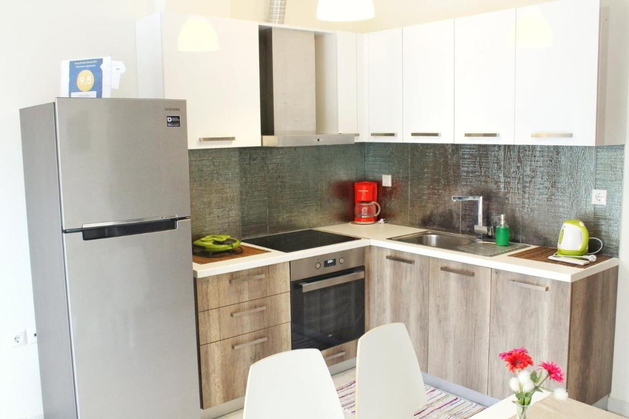 Polychrono Apartments מראה חיצוני תמונה